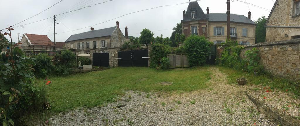 Chez Madame Titus Villa Ormoy-Villers Exterior photo
